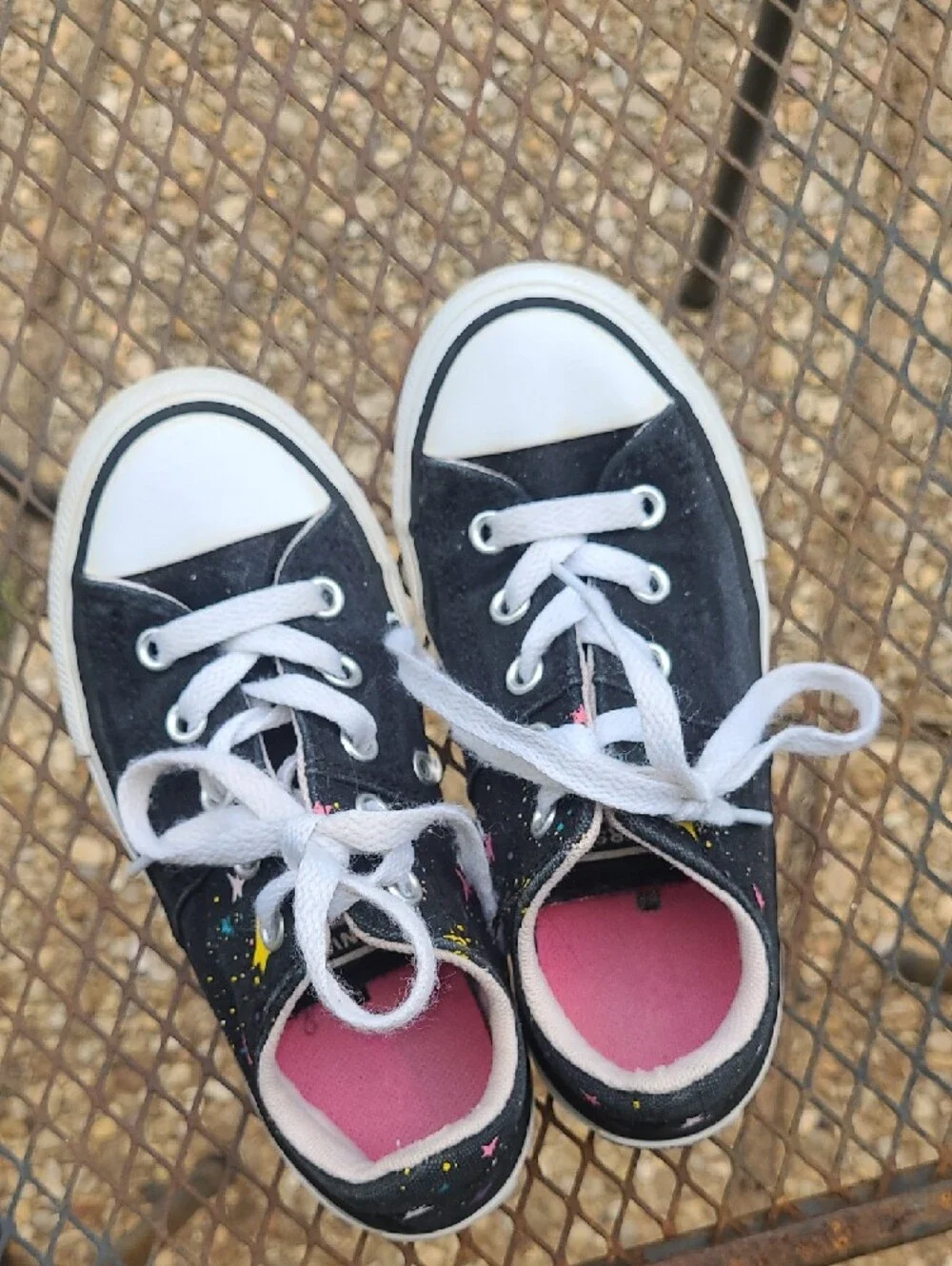 Converse Black Canvas Kids Sneakers with Star Print and White Toe Size 11.5